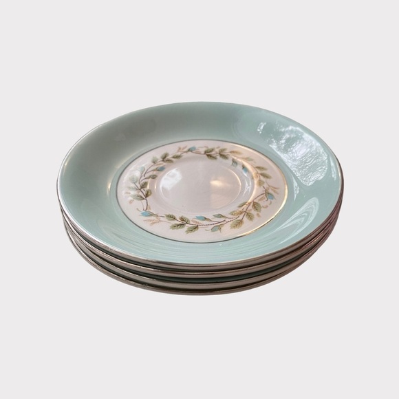 Vintage |4 Barratt's Delphatic White Tableware saucer Only plates England - Picture 2 of 5